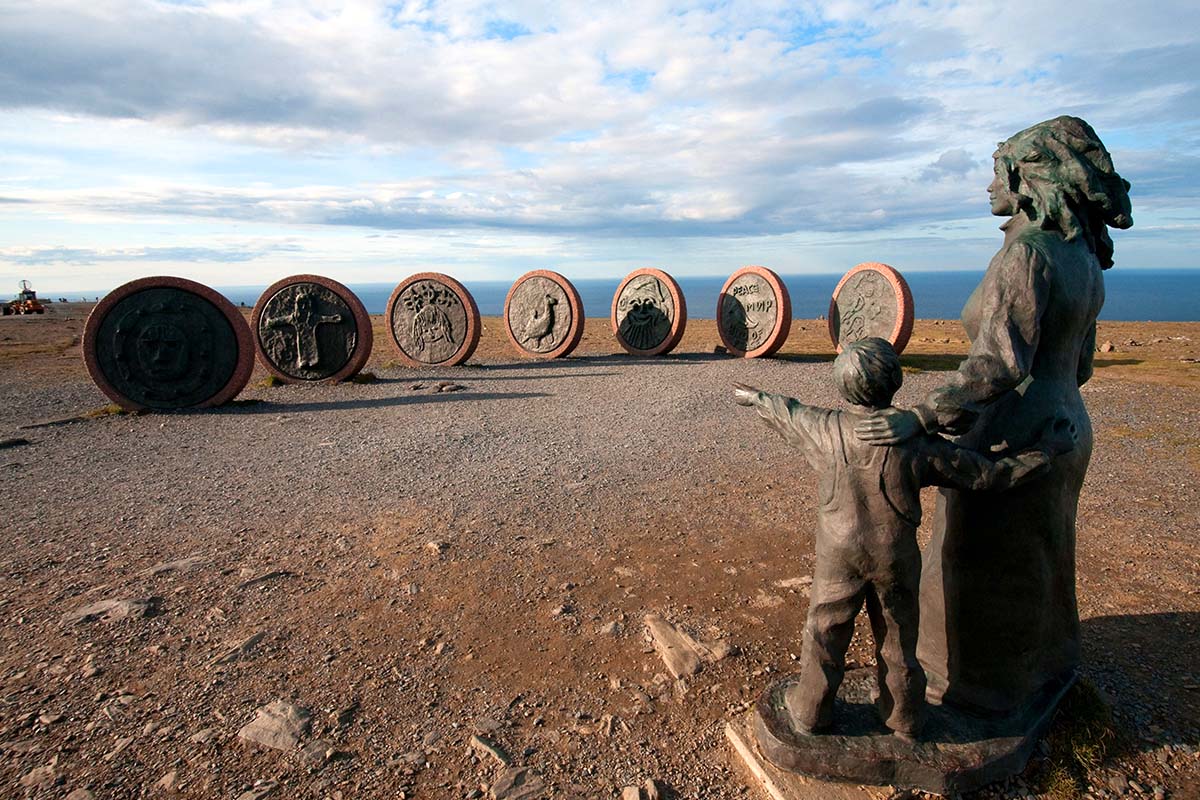 挪威．單國｜北角大廳．北大西洋．羅浮敦群島．聖壇岩．雙峽灣16日